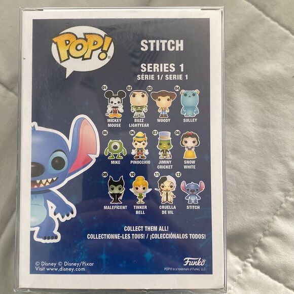 Funko Pop! Disney: Lilo and Stitch - STITCH #12 - Vinyl Figure w/ Protector - Picture 2 of 4